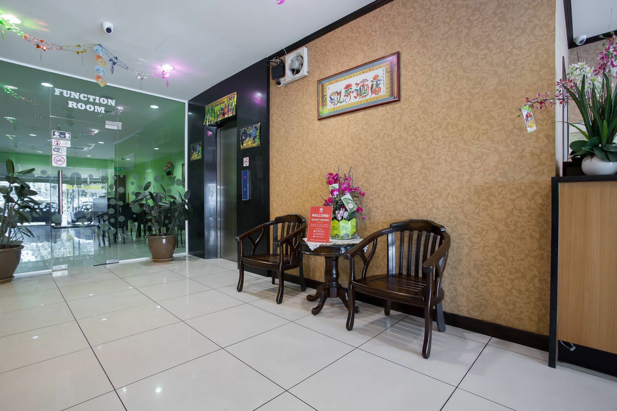 Zen Rooms Twin Hotel Куала Лумпур Екстериор снимка