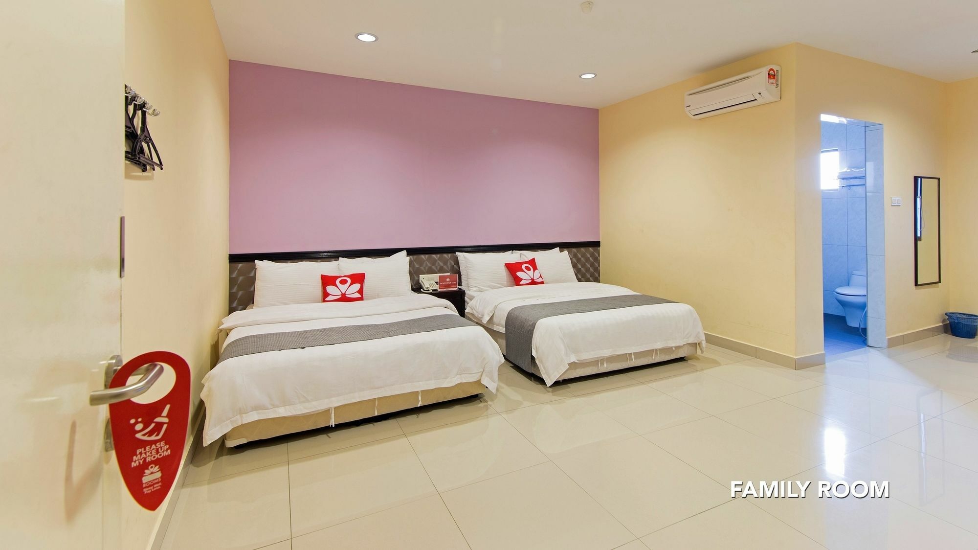 Zen Rooms Twin Hotel Куала Лумпур Екстериор снимка