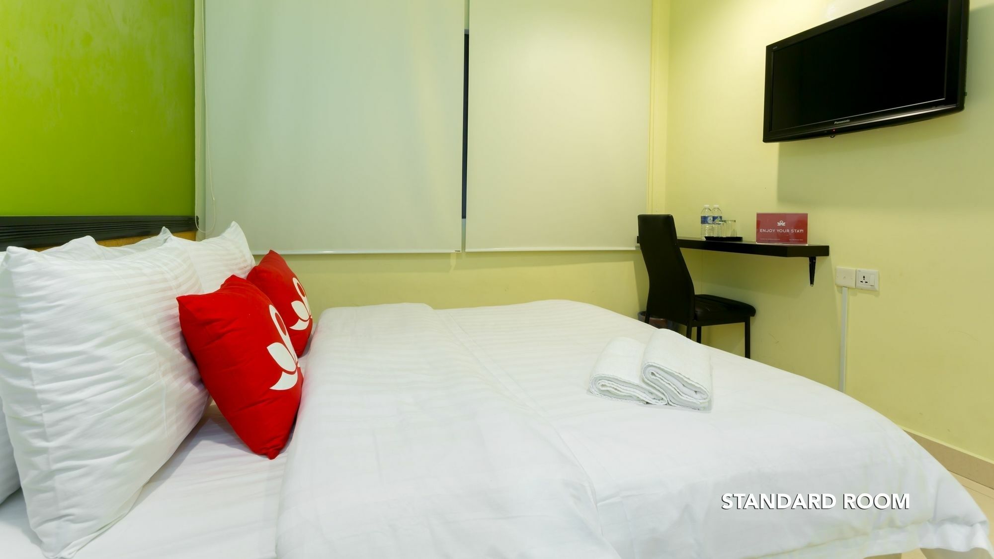 Zen Rooms Twin Hotel Куала Лумпур Екстериор снимка